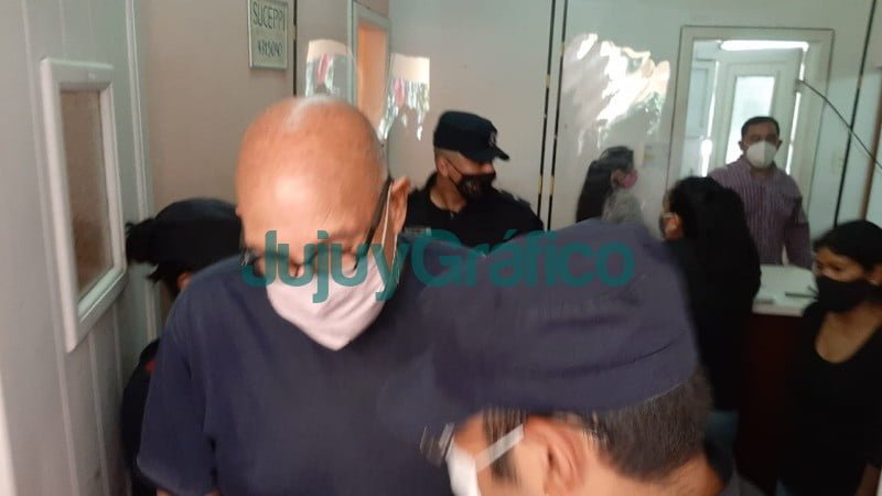 Capacitadores laborales ocuparon la sede de la UCCEPPI en respuesta a los recortes salariales 5 Capacitadores laborales ocuparon la sede de la UCCEPPI en respuesta a los recortes salariales 03