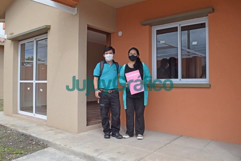 Preadjudicatrios del IVUJ recorrieron sus futuras casas 2