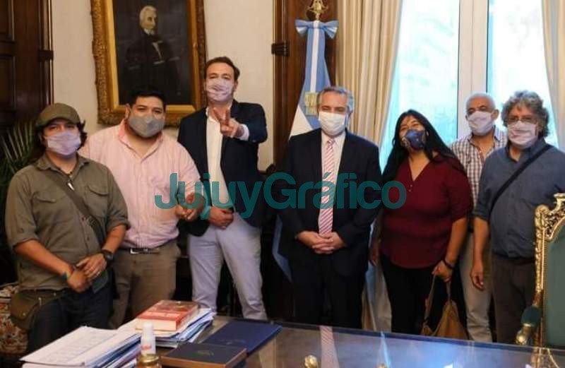 Alberto Fernández bendijo la mesa de Jujuy Somos Todos 2 Alberto Fernandez bendijo la mesa de Jujuy somos Todos 1