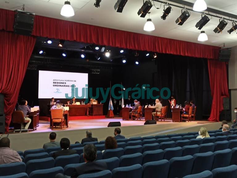 "Chuli" Jorge dio inicio las sesiones del HCD ponderó su gestión en la pandemia 4 Chuli Jorge dio inicio las sesiones del HCD pondero su gestion en la pandemia 5