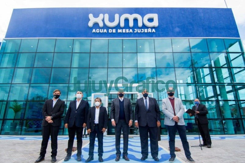 Morales inauguró la embotelladora de agua estatal 2 Morales inauguro la embotelladora de agua estatal XUMA2