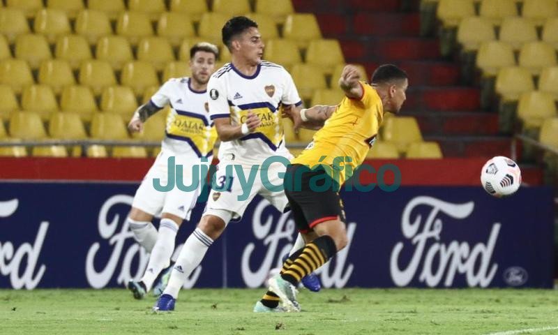 Boca Juniors perdio en Ecuador y cedio su racha de invicto 4