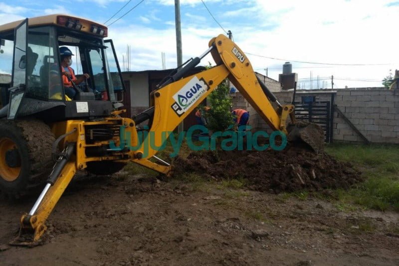 Finalizacion de conexiones domiciliarias de agua en las 150 Hectareas 2