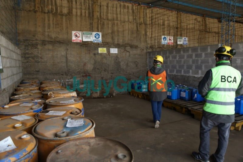 Nacion desarrollo acciones de control sobre residuos peligrosos 03