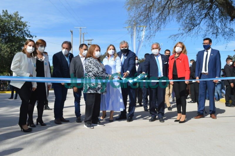 Se inauguraron pavimentos e alumbrado público en San Pedro 2 Se inaugurardon pavimentos e alumbrado publico en San Pedro 4