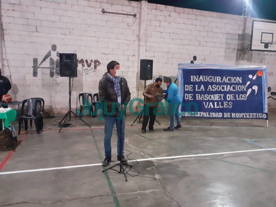 Se inauguró Asociación de Básquet de los Valles 2 Se inauguro Asociacion de Basquet de los Valles 1