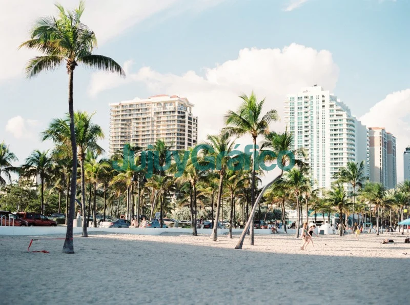 Miami aparece entre los 5 más buscados del mes de abril para viajes en julio y agosto 1 aurora kreativ un4cs4zncyo unsplash