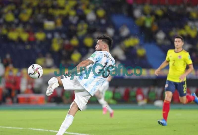 Partidazo en Barranquilla: Argentina igualó 2-2 con Colombia en un vibrante encuentro 3 Argentina igualo 2 2 con Colombia en un vibrante encuen 2