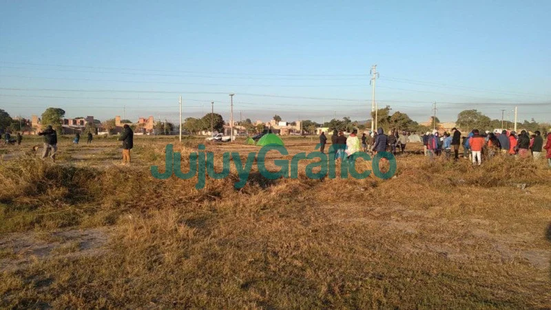 Desalojaron a familias en una ocupacion tierras en San Pedro