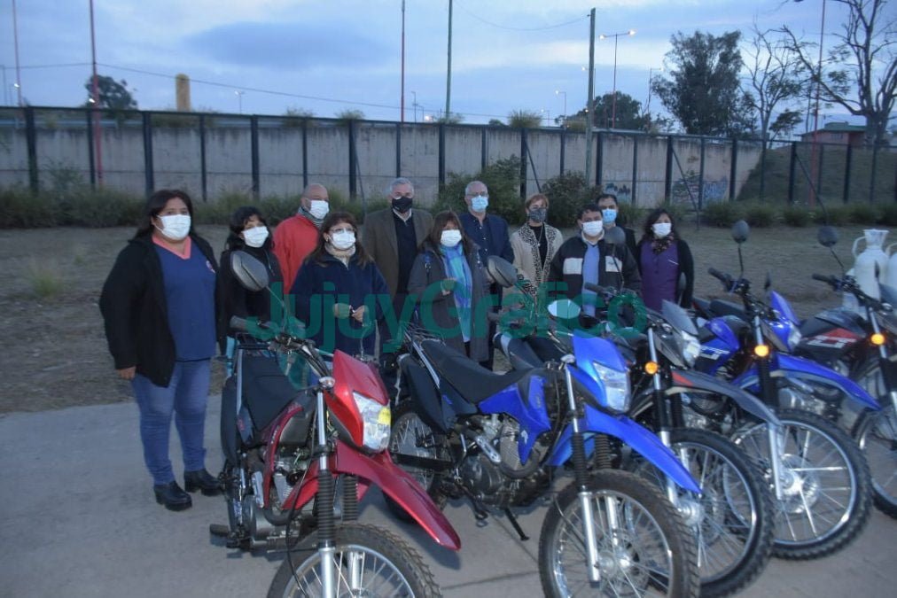 El Gobierno entregó equipos para el sistema de salud 2 El Gobierno entrego equipos para el sistema de salud 2