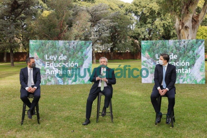 Fernandez lanzo la implementacion de la ley de Educacion Ambiental Integral 2