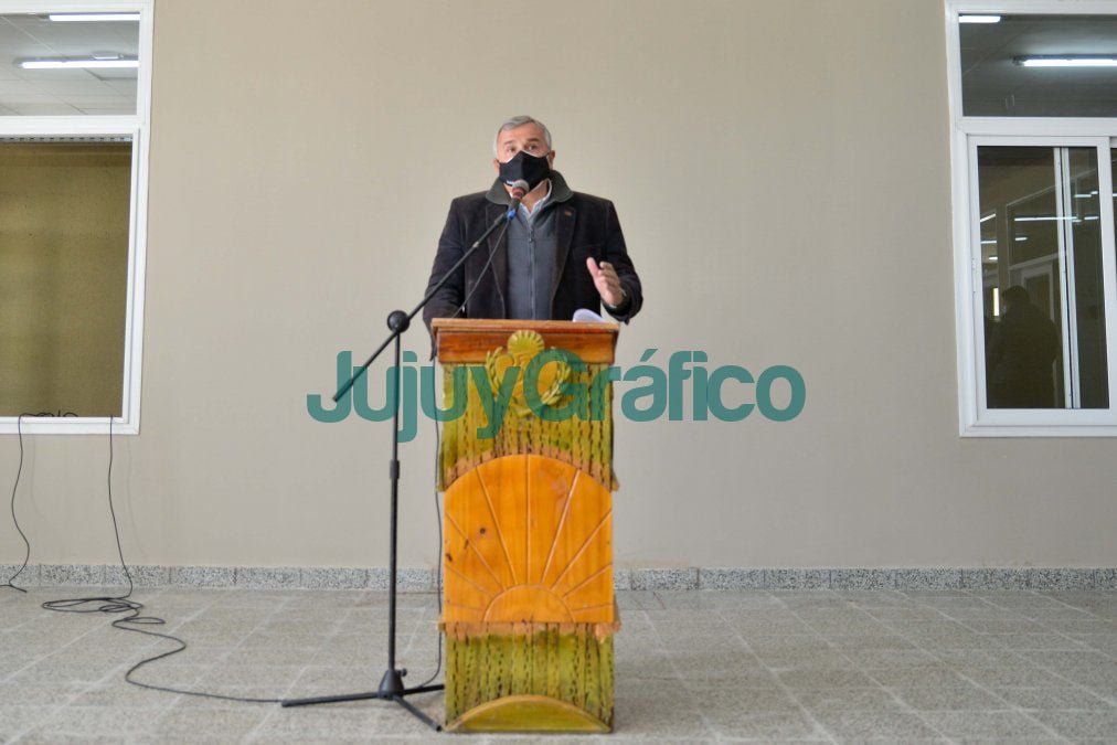 Morales inauguró el Polimodal N° 2 en Abra Pampa 2 Morales inauguro el Polimodal N° 2 en Abra Pampa 01