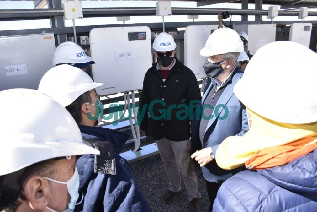 Quedó inaugurada la planta térmica-fotovoltaica de Piedra Negra 1 Quedo inaugurada la planta termica fotovoltaica de Piedra Negra 1