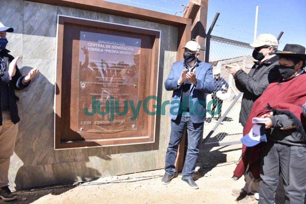 Quedo inaugurada la planta termica fotovoltaica de Piedra Negra 5