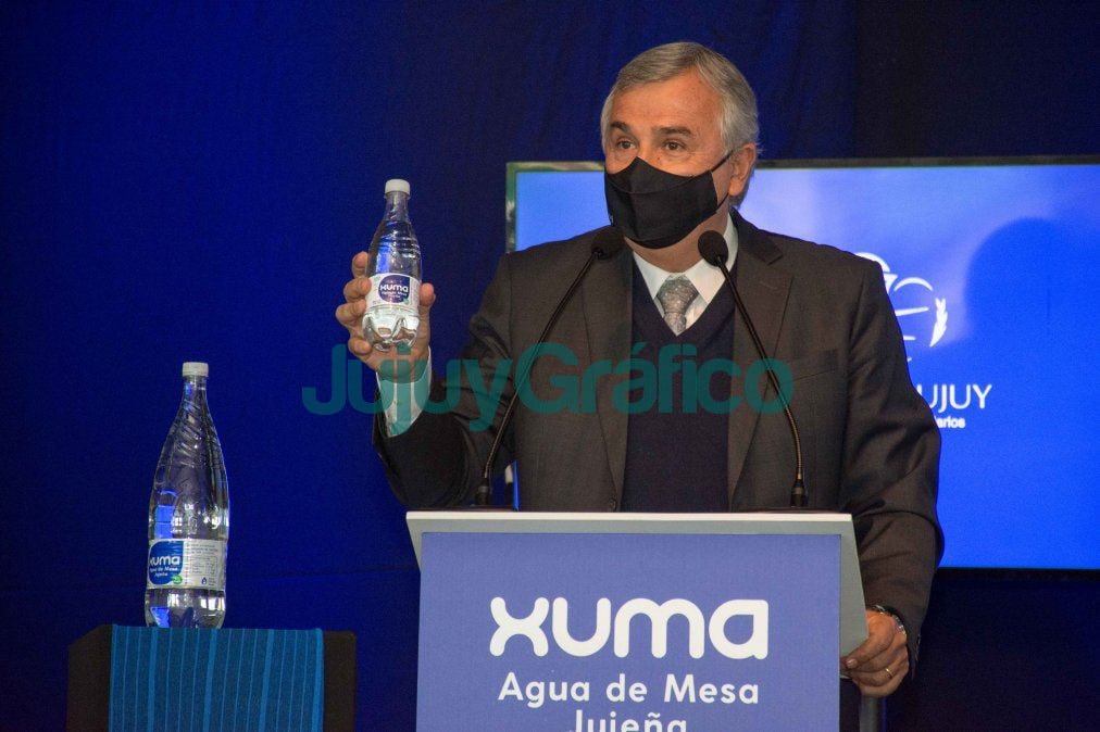 Sacan a la venta el agua embotellada del estado jujeno Xuma 2