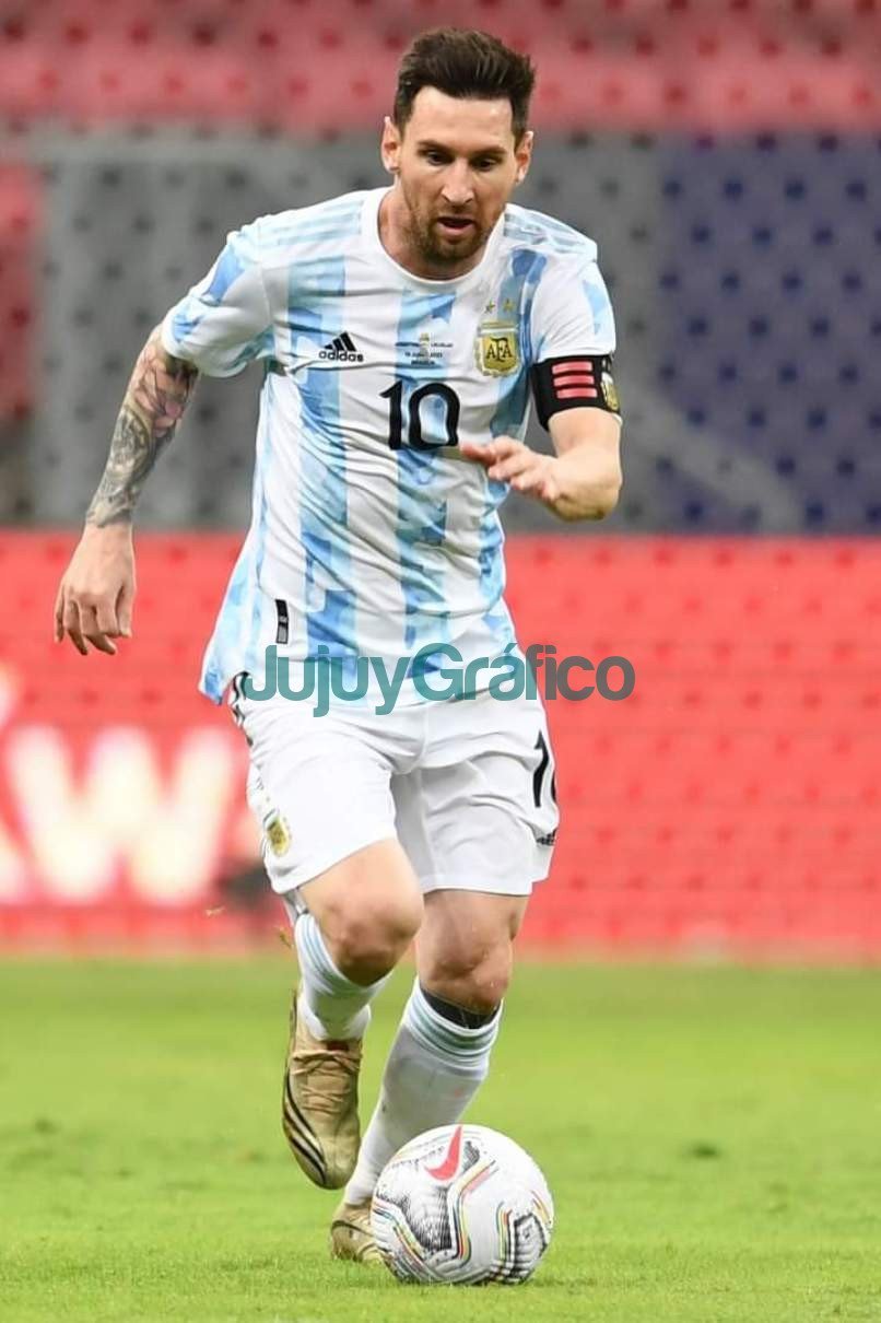 Garra "Albiceleste": Argentina se adueñó del clásico rioplatense, le ganó 1-0 a Uruguay en la segunda jornada del grupo A 5 tina se adueno del clasico rioplatense 1