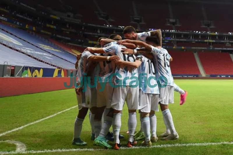 Garra "Albiceleste": Argentina se adueñó del clásico rioplatense, le ganó 1-0 a Uruguay en la segunda jornada del grupo A 6 tina se adueno del clasico rioplatense 4