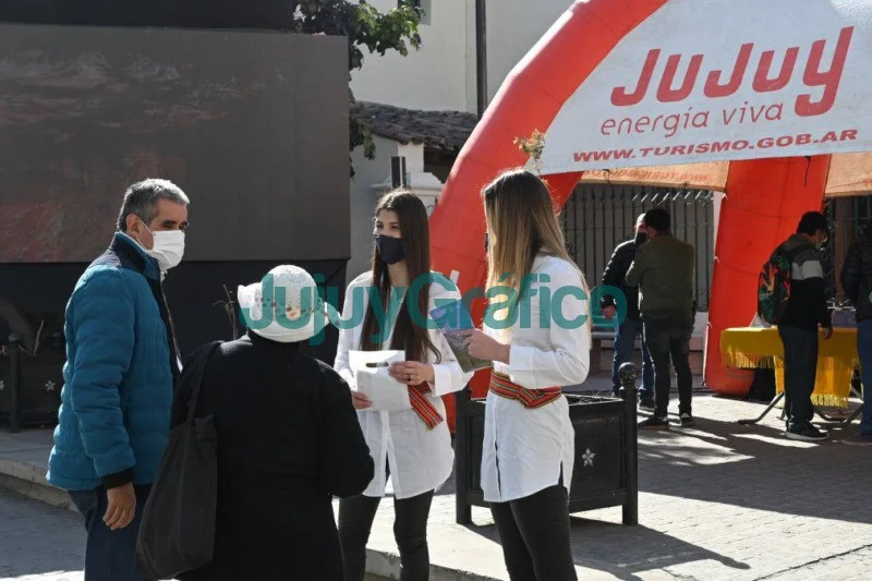 Promocionan la Temporada Turistica Invernal jujena en Salta 1