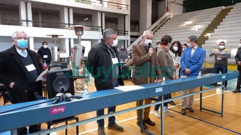 Escrutinio definitivo: Con el FIT afuera, Cambia Jujuy y el Frente de Todos-PJ ratifican las 24 bancas 1 Tribunal Electoral Permanente de la Provincia dio por cerrado el escrutinio definitivo
