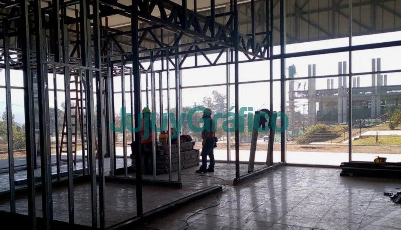 Avanzances de obras en la Terminal de San Salvador 12 las tres obras el predio la terminal gral manuel eduardo arias se realizan tanto el actual sector oficinas transporte y 911 como al interior del edificio central