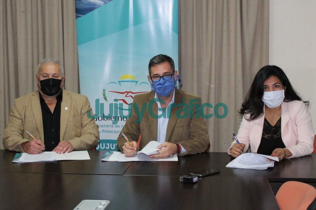 ordenaminto territorial e integracion regional y relaciones internacionales firmaron convenio que les permitira profundizar acciones conjuntas planes como el plan piloto viviendas eficientes