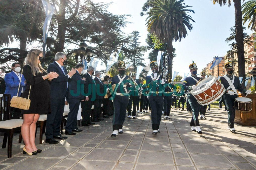 Conmemoraron el 209o aniversario del Exodo Jujeno 3