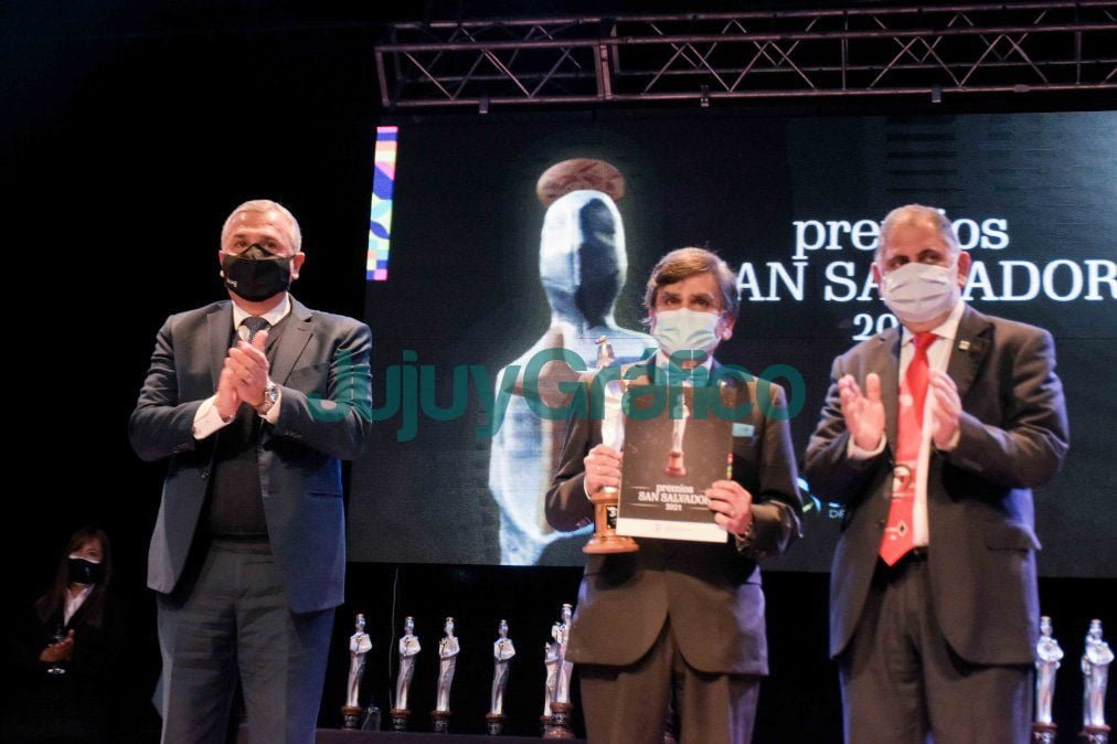 El pueblo Jujeño recibió el premio “San Salvador” por su lucha en tiempos de pandemia 4 El pueblo Jujeno recibio el premio San Salvador por su lucha en tiempos de pandemia 2