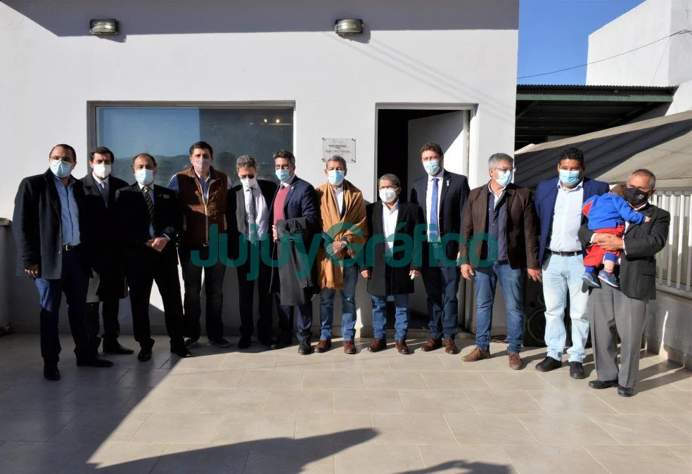 Homenaje a Miguel "Flaco" Giubergia en la inauguración de la primer radio pública de la provincia 3 Homenaje a Miguel Flaco Giubergia en la inauguracion de la primer radio publica de la provincia 6
