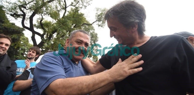 Luis DElia junto a Maximo Kirchne
