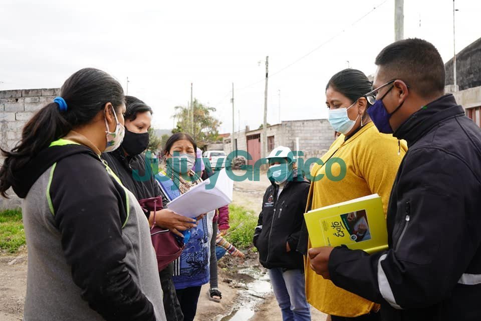 Sarapura se reunió con familias del Barrio Asentamiento "Aero Club" de Alto Comedero 1 Sarapura se reunio con familias del Barrio Asentamiento Aero Club de Alto Comedero 1