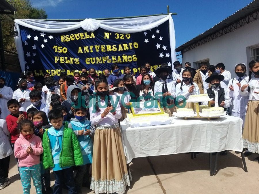 150 años de la Escuela N° 320 de Valle Grande 1 150 anos de la Escuela N° 320 de Valle Grande