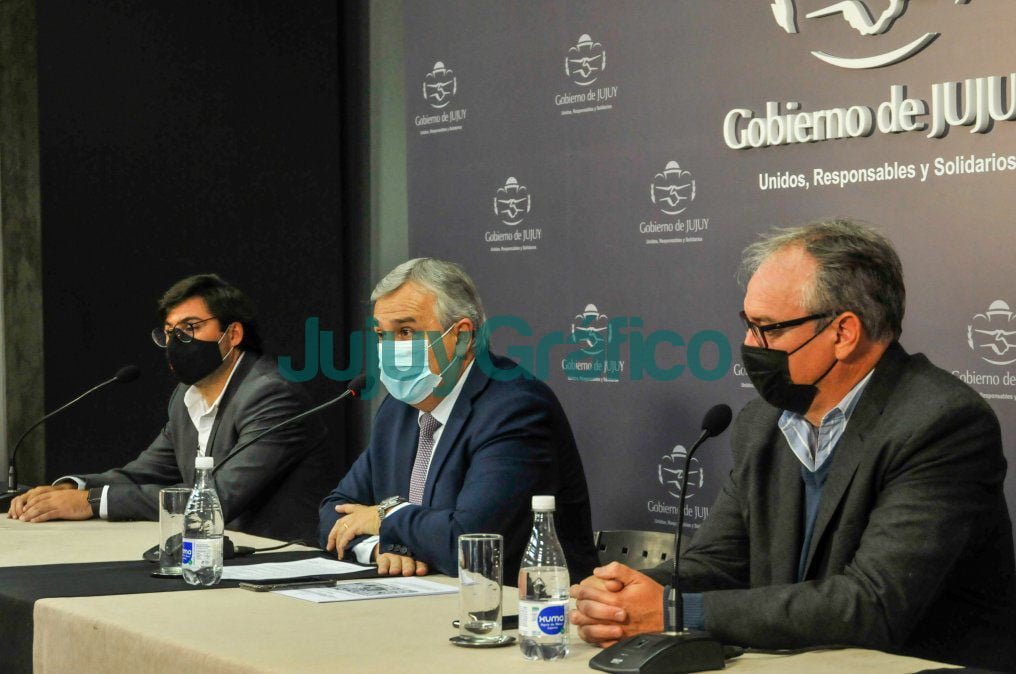Apertura de sobres para la construcción de la maternidad en el hospital Snopek 3 Apertura de sobres para la construccion de la maternidad en el hospital Snopek 1