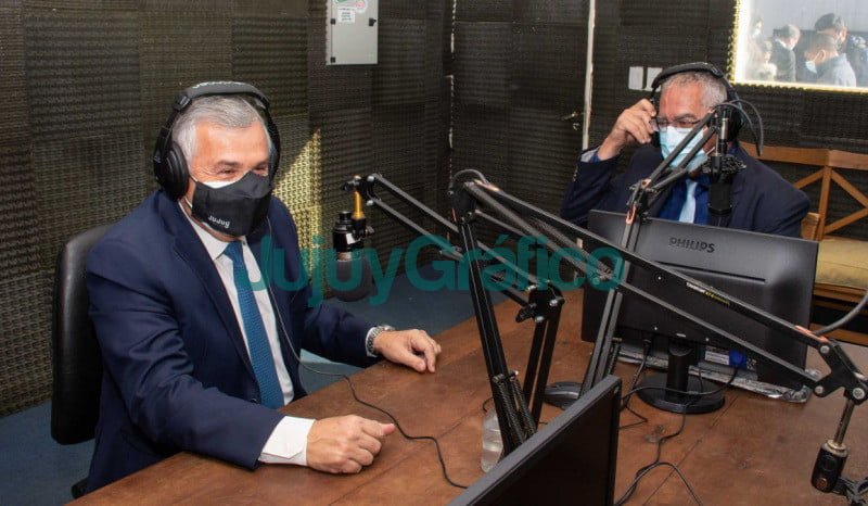 Morales paso por el lanzamento de la radio del estado jujeno