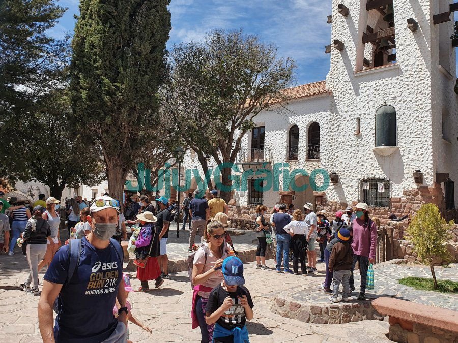 turismo en Jujuy Humahuaca 3 Desregulación de los Guías de Turismo. Un riesgo para la calidad y sostenibilidad del sector