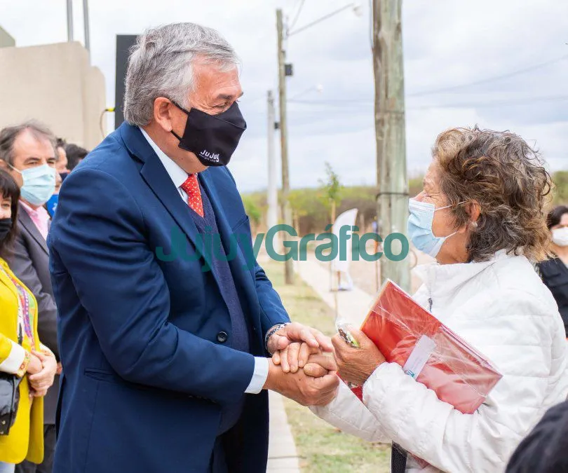 Se entregaron nuevas viviendas en Palpalá 1 Se entregaron nuevas viviendas en Palpala 1