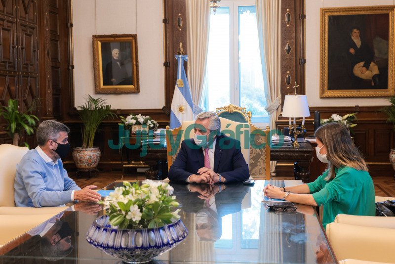 Se unifica el pago de la Tarjeta Alimentar con la AUH