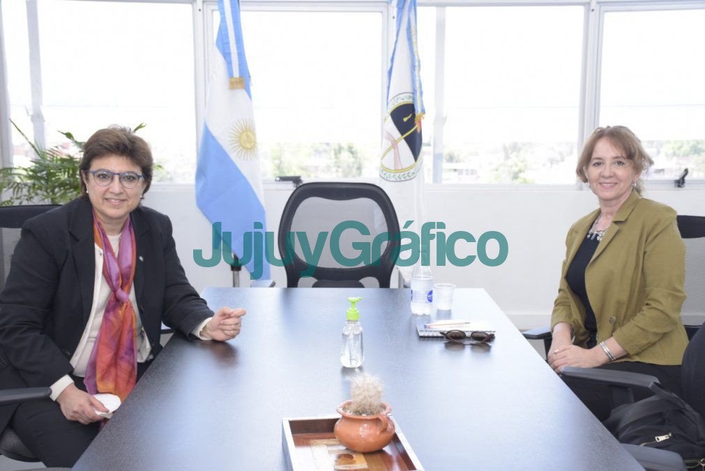 isolda calsina compartio toda la experiencia acciones y desafios venir la futura ministra educacion licenciada maria teresa bovi