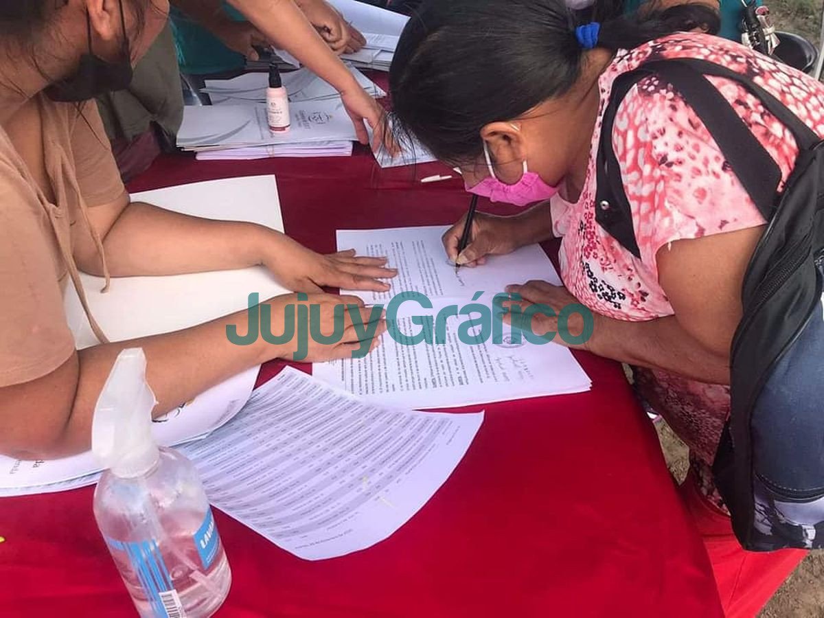 118 adjudicatarios de El Carmen recibieron lotes 2