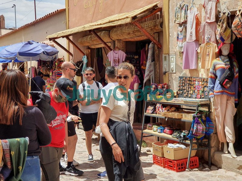 Jujuy espera un exitoso fin de semana largo turístico 2 Humahuaca la elegida de la Quebrada por los turistas1