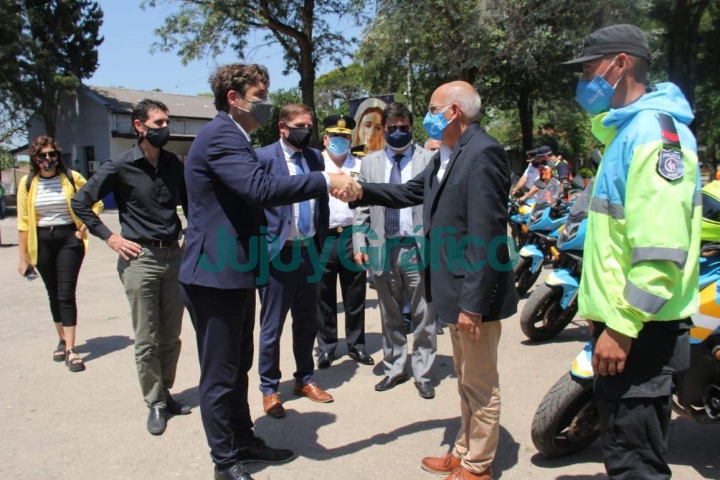 Lanzamiento de la primera Brigada Motorizada del NOA 2