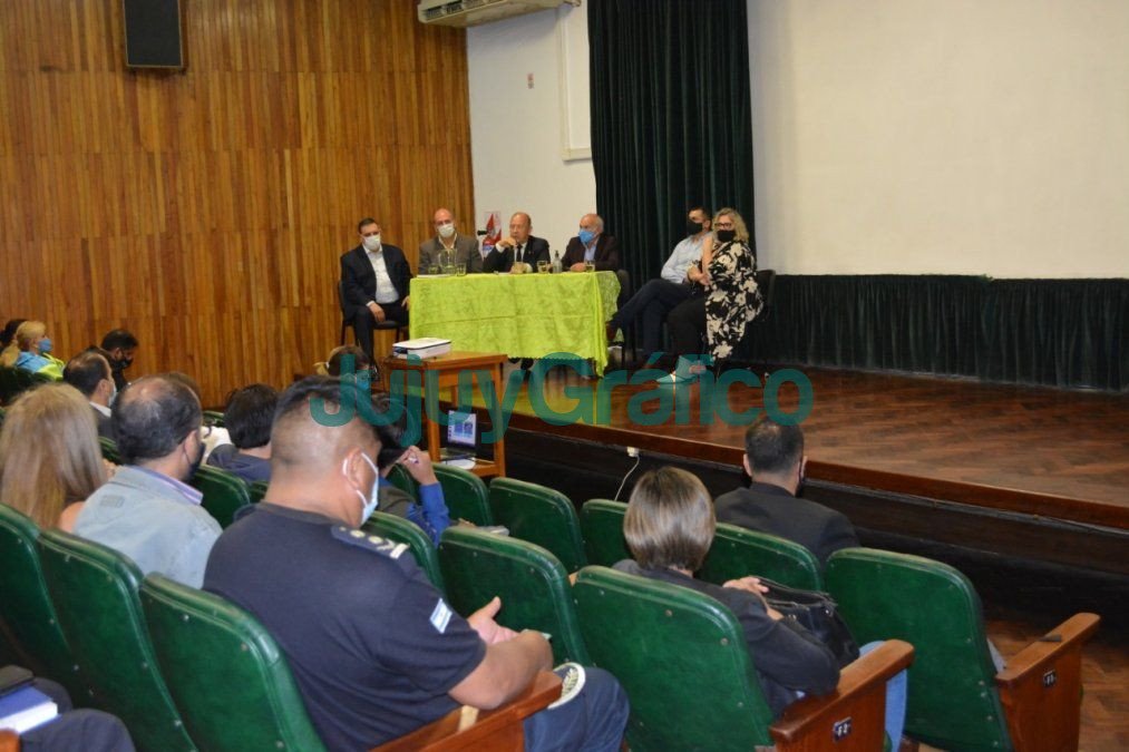Saldran a concientizar y controlar sobre el Pase Sanitario 02