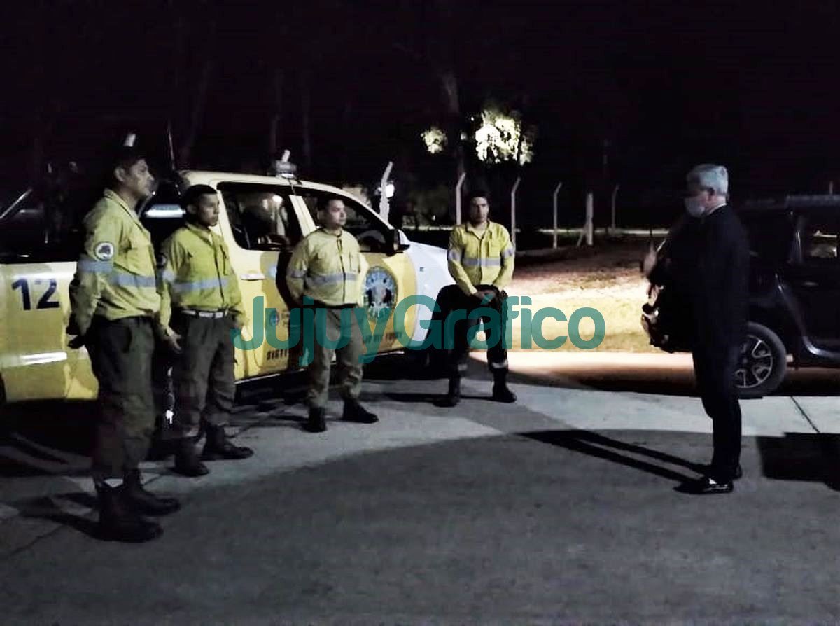 Brigadistas de Jujuy colaboraran contra los incendios de Corrientes 2