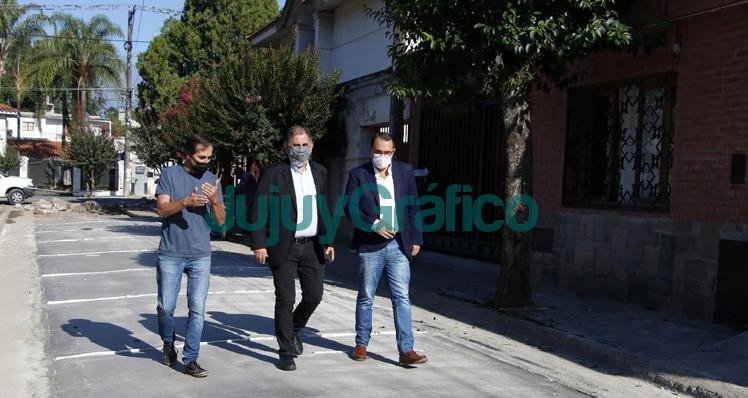 Chuli Jorge paseo por la obras de calle La Cortadera en Los Perales 1