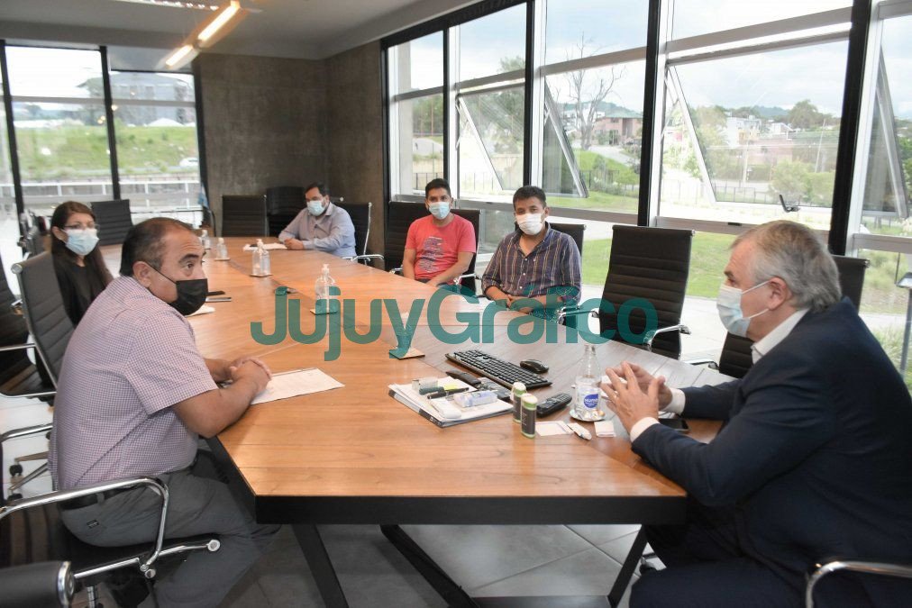 Morales recibio al Comisionado y a los vocales de Volcan 2