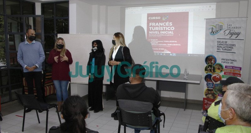 Iniciaron los talleres de frances y portugues para el turismo 2