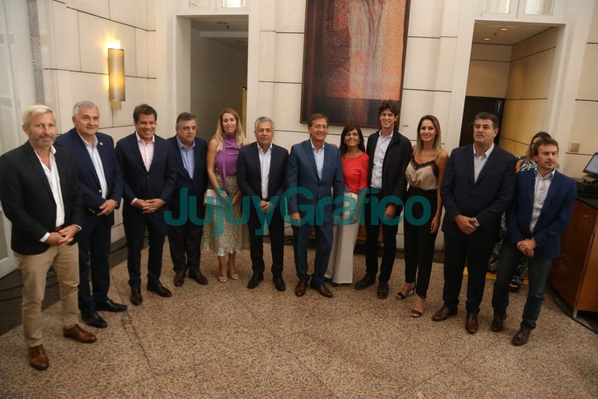 Morales se paseo por toda la Fiesta Nacional de la Vendimia 2
