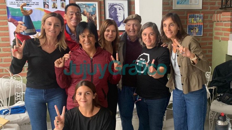 Presa en su domicilio Milagro Sala recibió el Premio Rodolfo Walsh 6 Presa en su domicilio Milagro Sala recibio el Premio Rodolfo Walsh