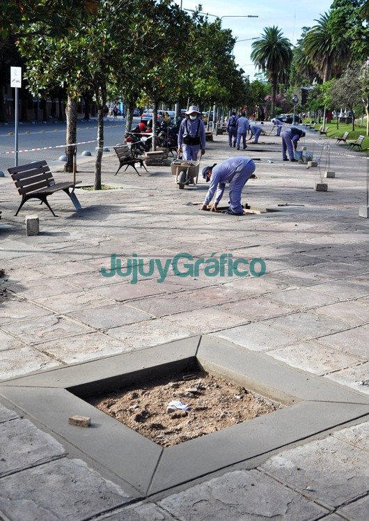 Puesta en valor de la Plaza Belgrano 2 Puesta en valor de la Plaza Belgrano 1