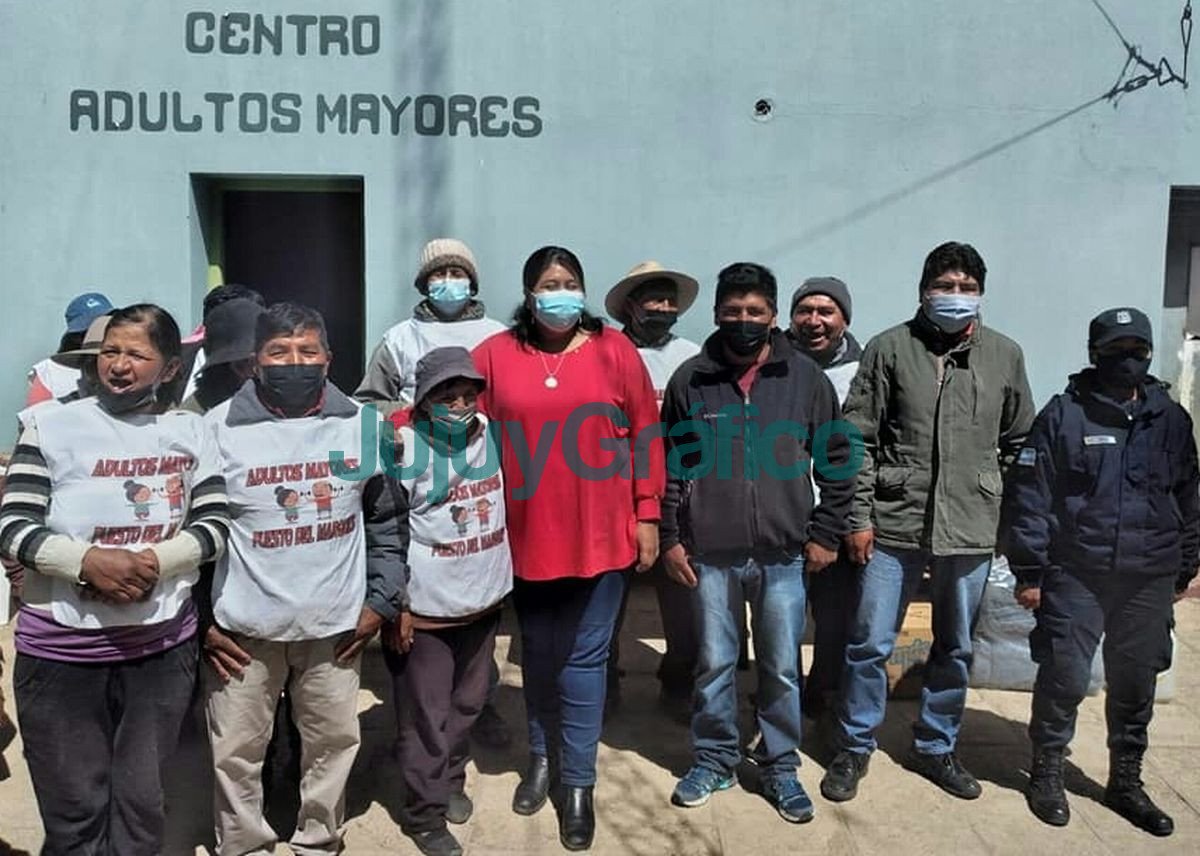 Sarapura visito el Centro de Adultos Mayores de Puesto del Marques 1