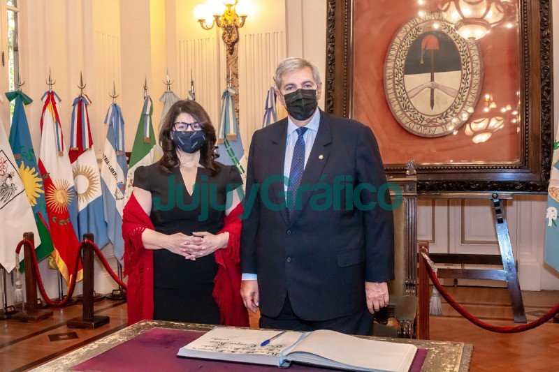 Visita protocolar de la embajadora de Costa Rica 1